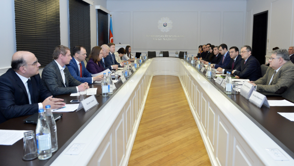 Ilk peşə və orta ixtisas təhsili ilə bağlı görüş keçirilib
